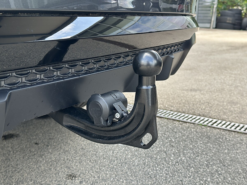 Audi Q8 e Hybrid quattro S-Line — photo 13
