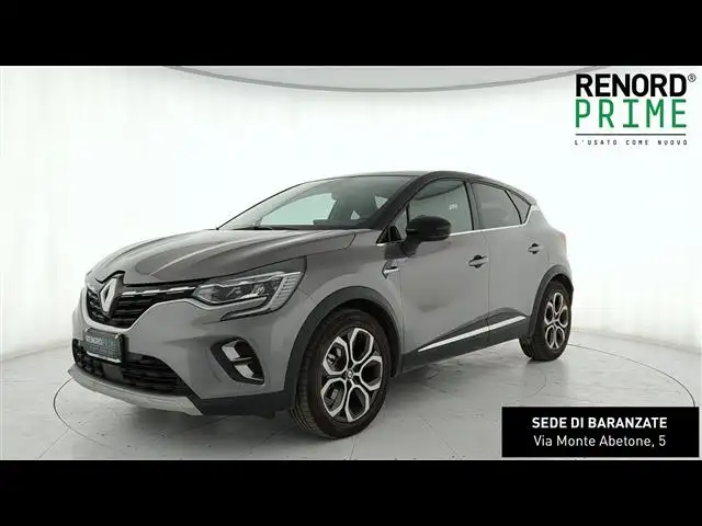 Renault Captur 1.6 E-Tech hybrid Techno Fast Track 145cv auto