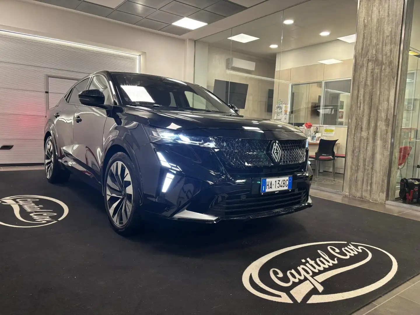 Renault Rafale Rafale 1.2 e-Tech full hybrid Techno 200cv auto Schwarz - 2