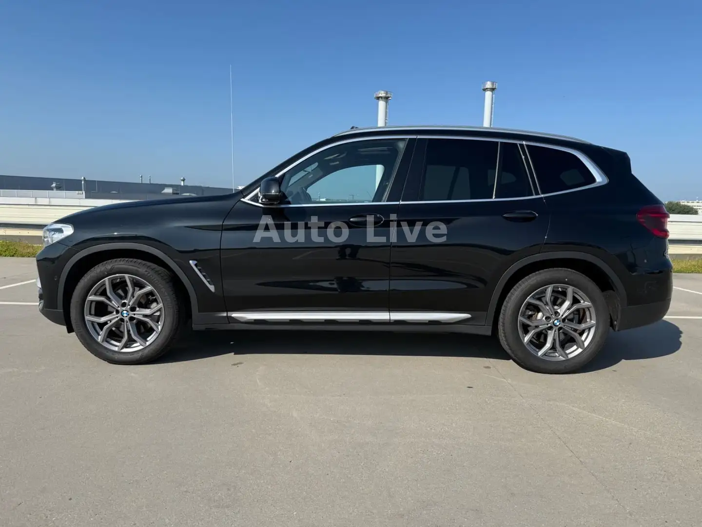 BMW X3 xDrive 20d*AUTO*X-LINE*VIRT*PANO*LED*AHK*VOL! Schwarz - 2