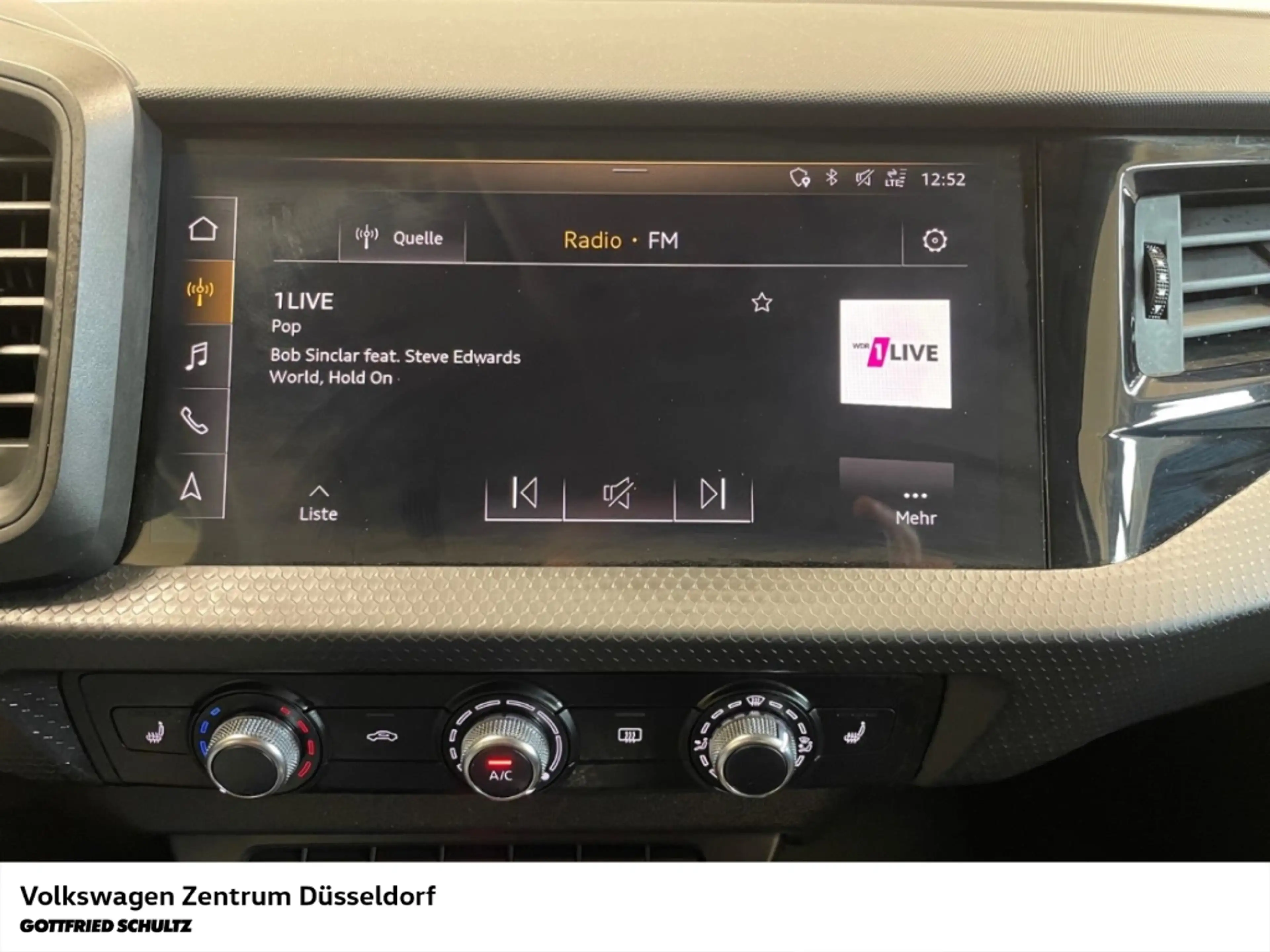 Audi A1 TFSI s-tronic Navi Sitzheiz — photo 15