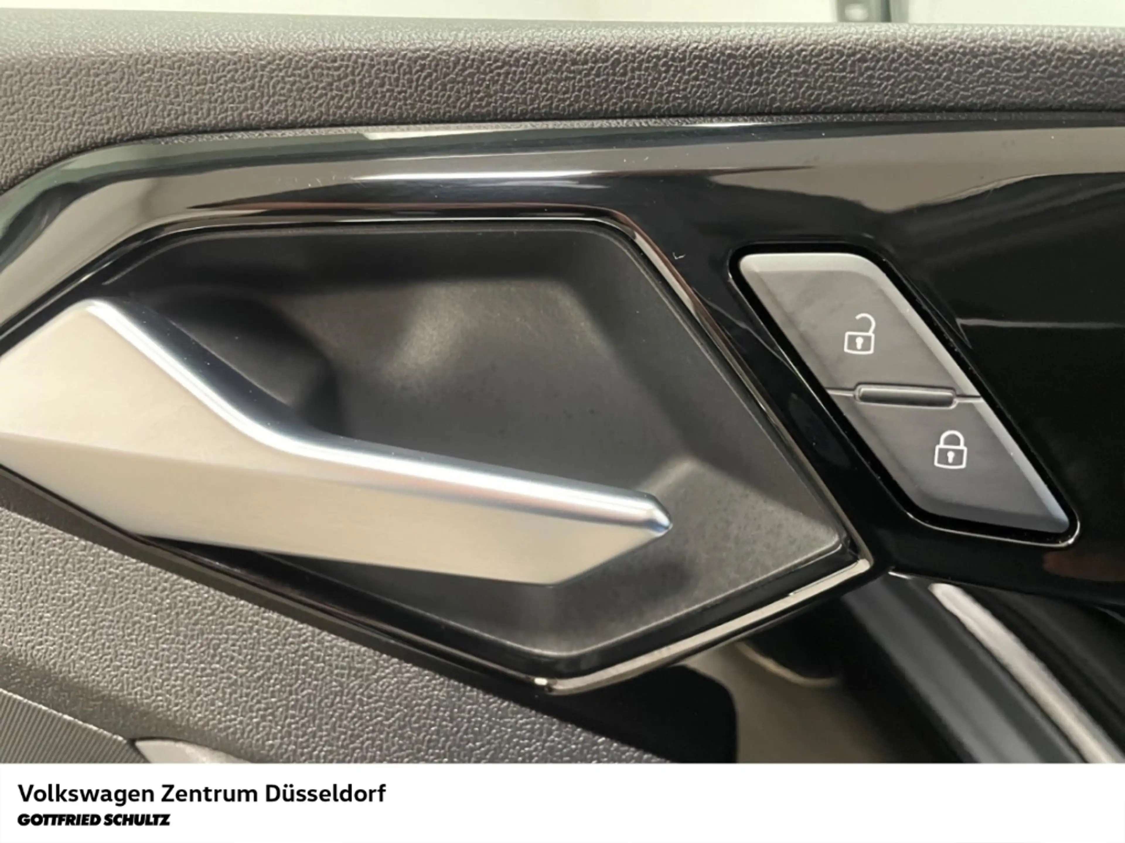 Audi A1 TFSI s-tronic Navi Sitzheiz — photo 11
