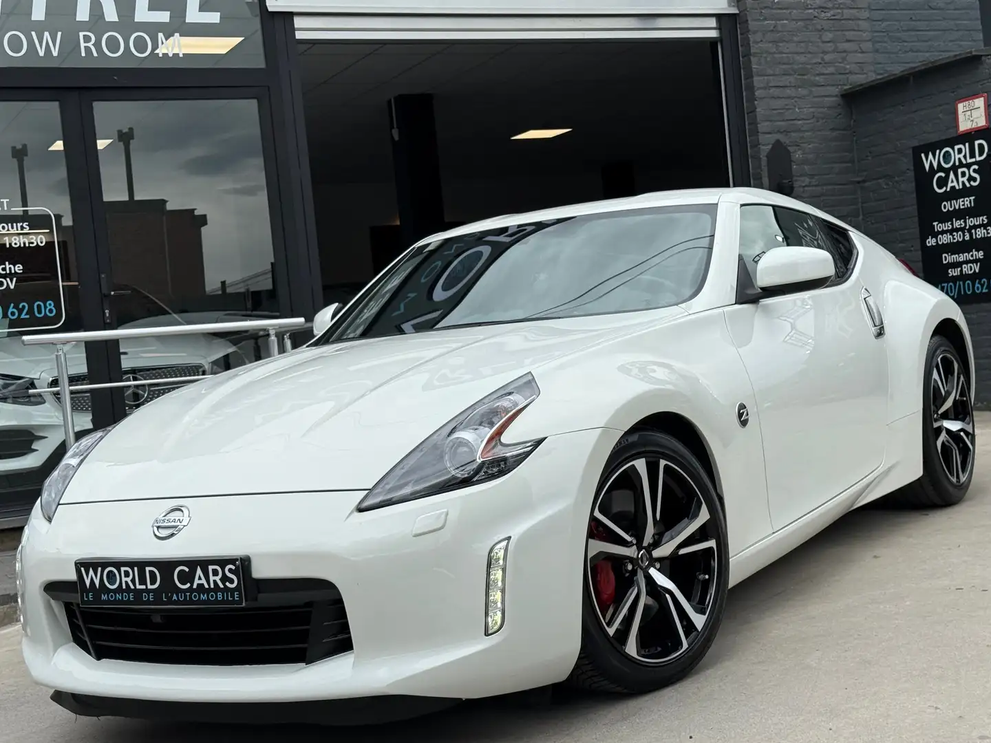 Nissan 370Z 3.7i V6 Pack /AUTOMATIQUE /BOSE /CAMERA /NAVIGATI Blanc - 1