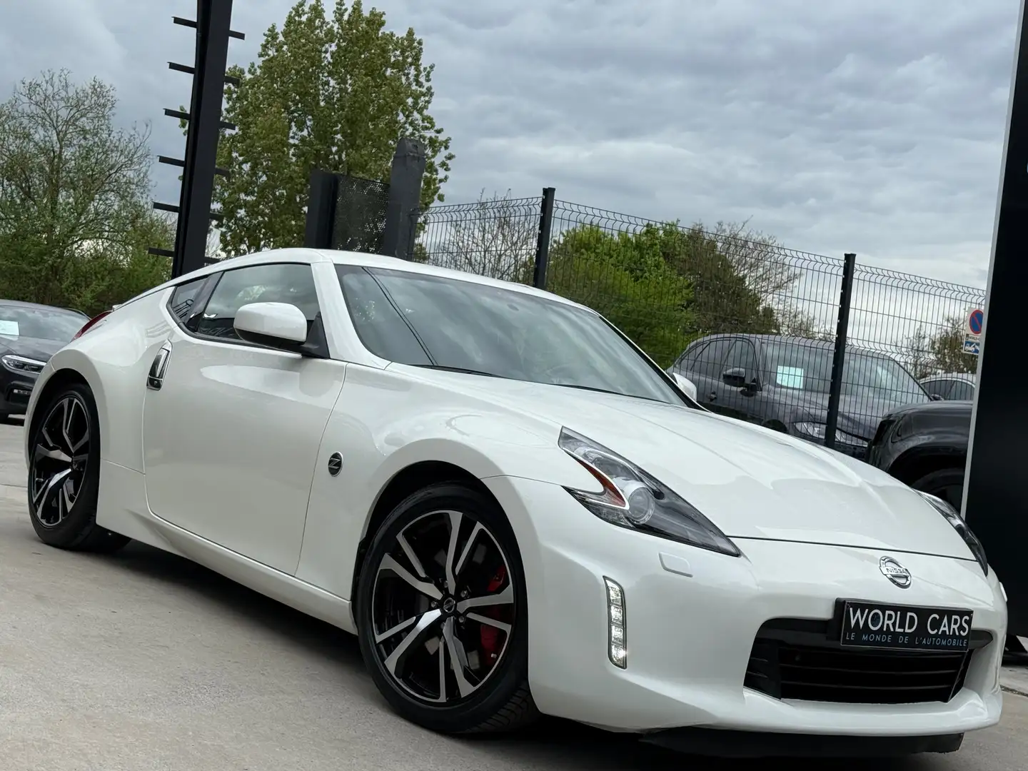 Nissan 370Z 3.7i V6 Pack /AUTOMATIQUE /BOSE /CAMERA /NAVIGATI Blanc - 2