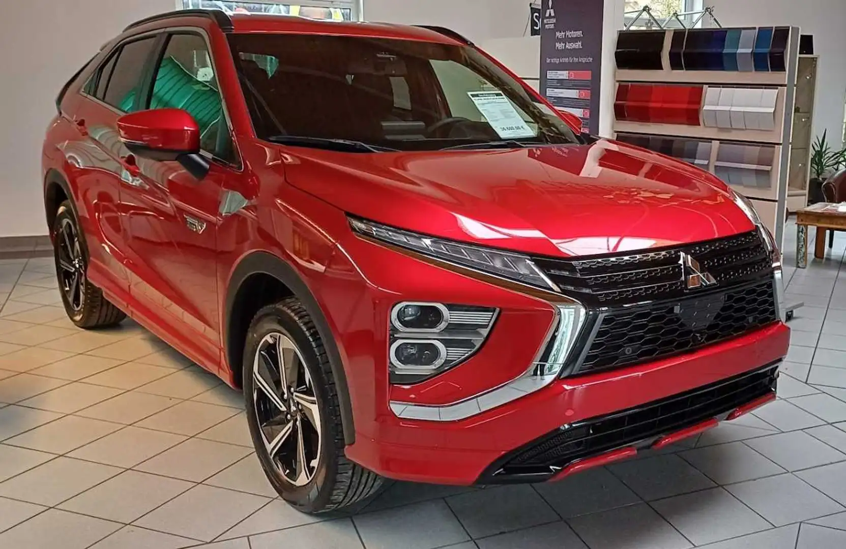 Mitsubishi Eclipse Cross Plug-in Hybrid Select 2.4 4x4 Rood - 1