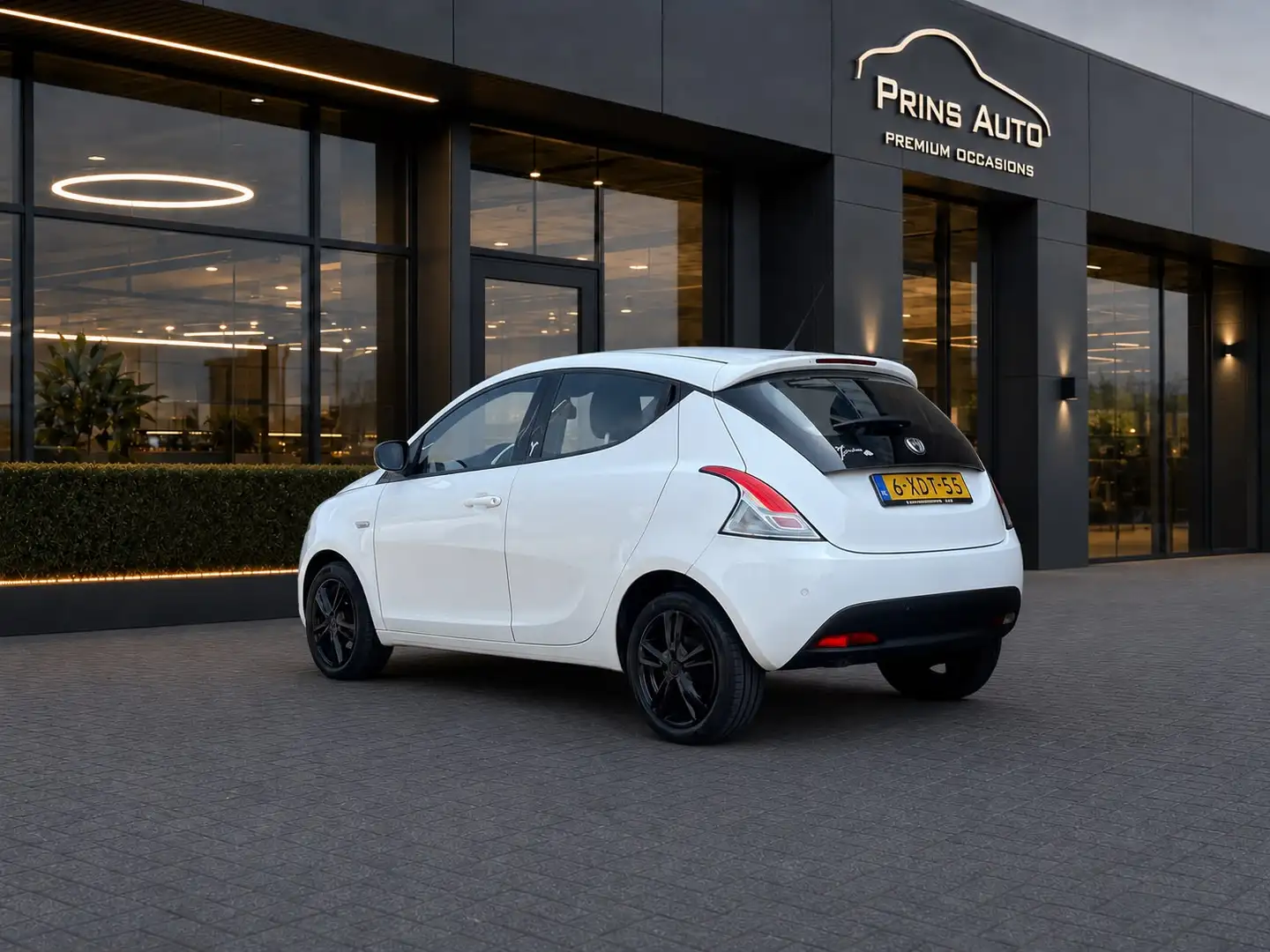 Lancia Ypsilon 0.9 TwinAir Elefantino Plus |CRUISE|ELEKTRISCHE RA Wit - 2