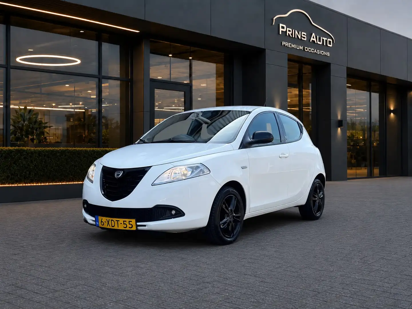 Lancia Ypsilon 0.9 TwinAir Elefantino Plus |CRUISE|ELEKTRISCHE RA Wit - 1