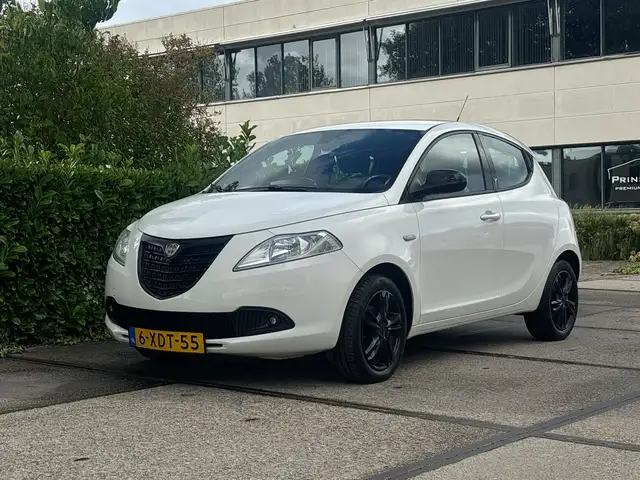Lancia Ypsilon 0.9 TwinAir Elefantino Plus |CRUISE|ELEKTRISCHE RA