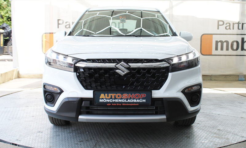 Suzuki (SX4) S-Cross *Tageszulassung* — photo 14