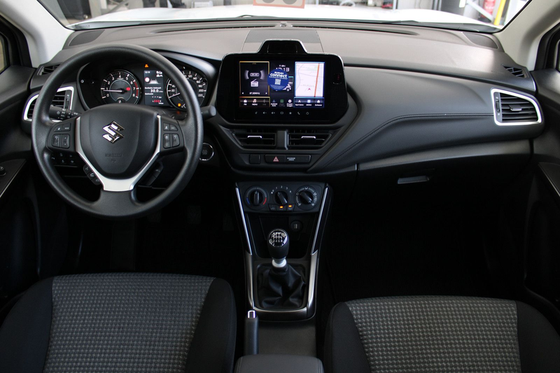 Suzuki (SX4) S-Cross *Tageszulassung* — photo 15