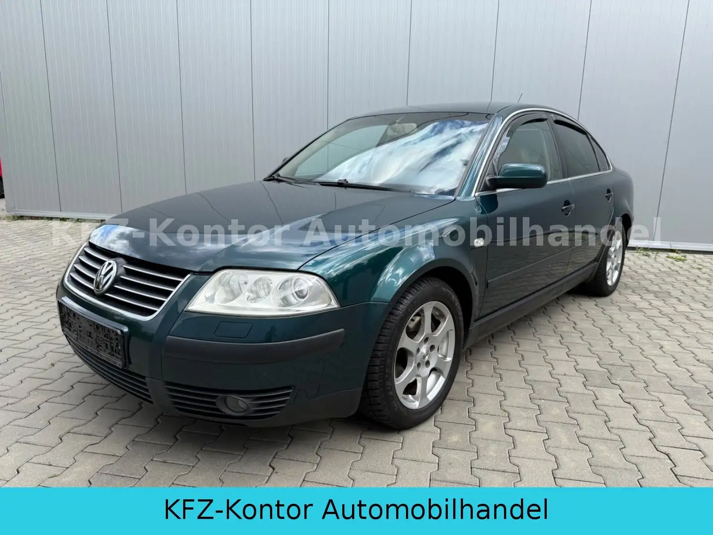 Volkswagen Passat 2.0i Lim. Business *Leder-Alcant. Vert - 1