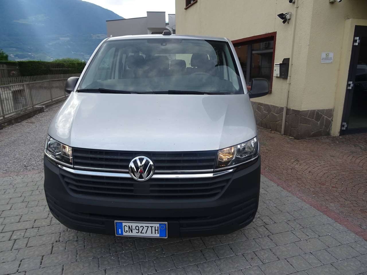 Volkswagen T6.1 Transporter T6.1 Transporter 9 posti