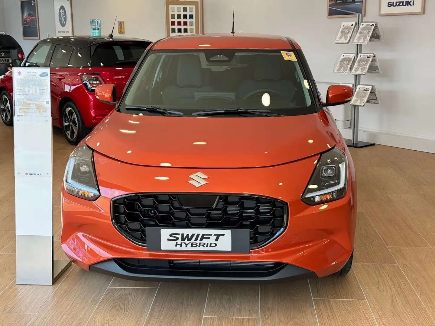 Suzuki Swift 1.2h Top 2wd 2025*NUOVE DA IMMATRICOLARE* Orange - 2