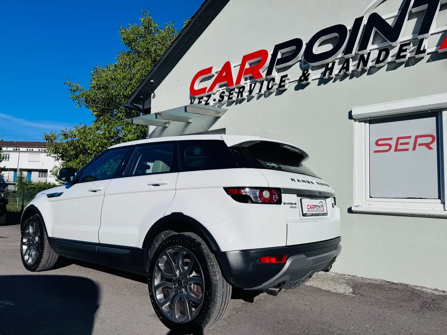 Land Rover Range Rover Evoque ALLRAD* 2,2l* Dynamic* TOP * Weiß - 2