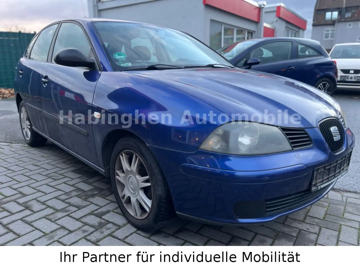 SEAT Ibiza 1.4 16V Reference Bleu - 1