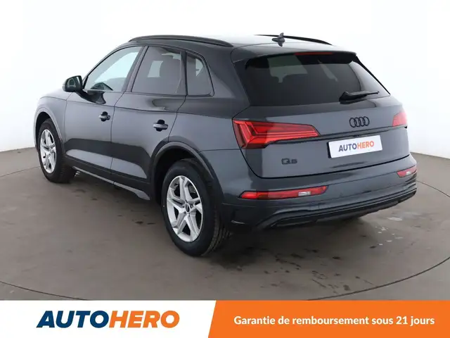 Audi Q5 view 4