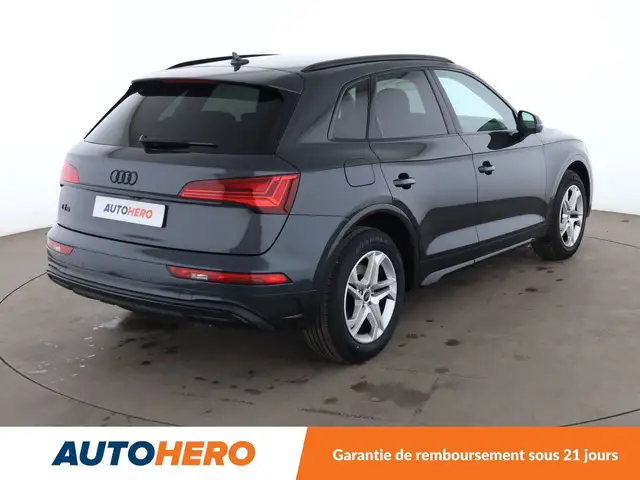 Audi Q5 view 6