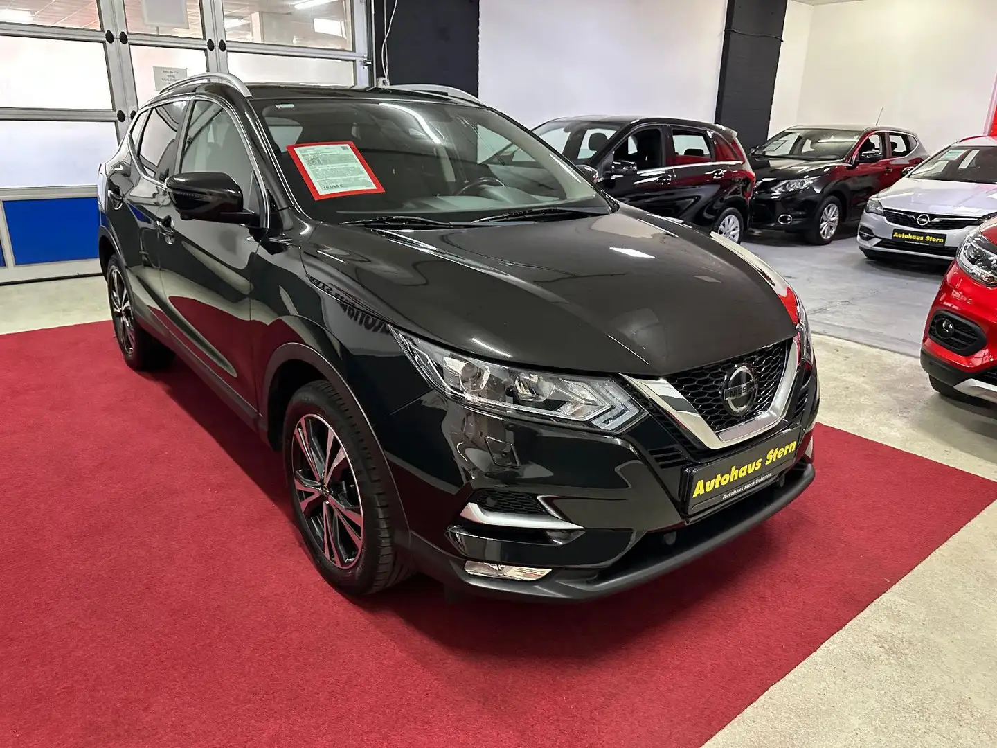 Nissan Qashqai N-Connecta*Kamrea 360°*PDC*Ambiente* Schwarz - 1