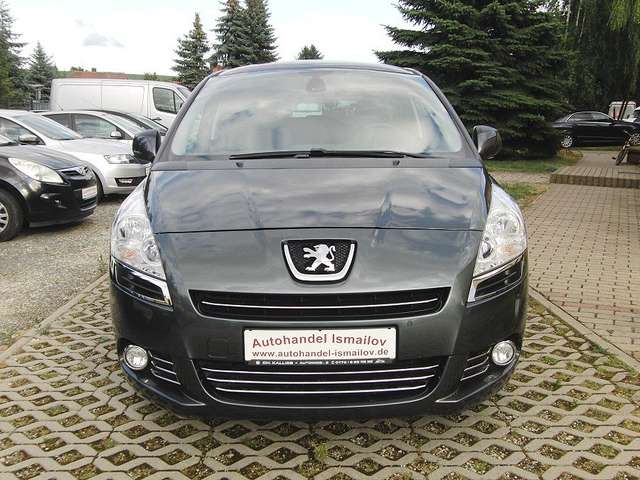 Peugeot 5008 1,6 e-HDI Automatic
