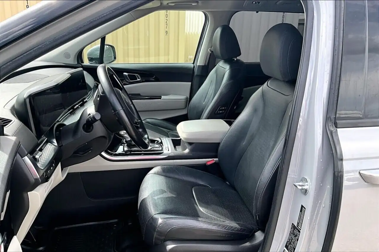 Kia Carnival fotografie Kia Carnival