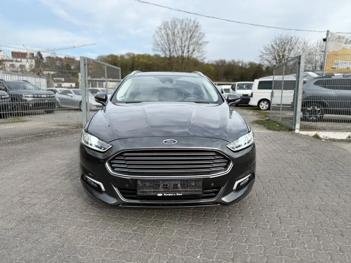 Ford Mondeo Turnier Titanium Navi RFK Leder Klimaaut. Gris - 2