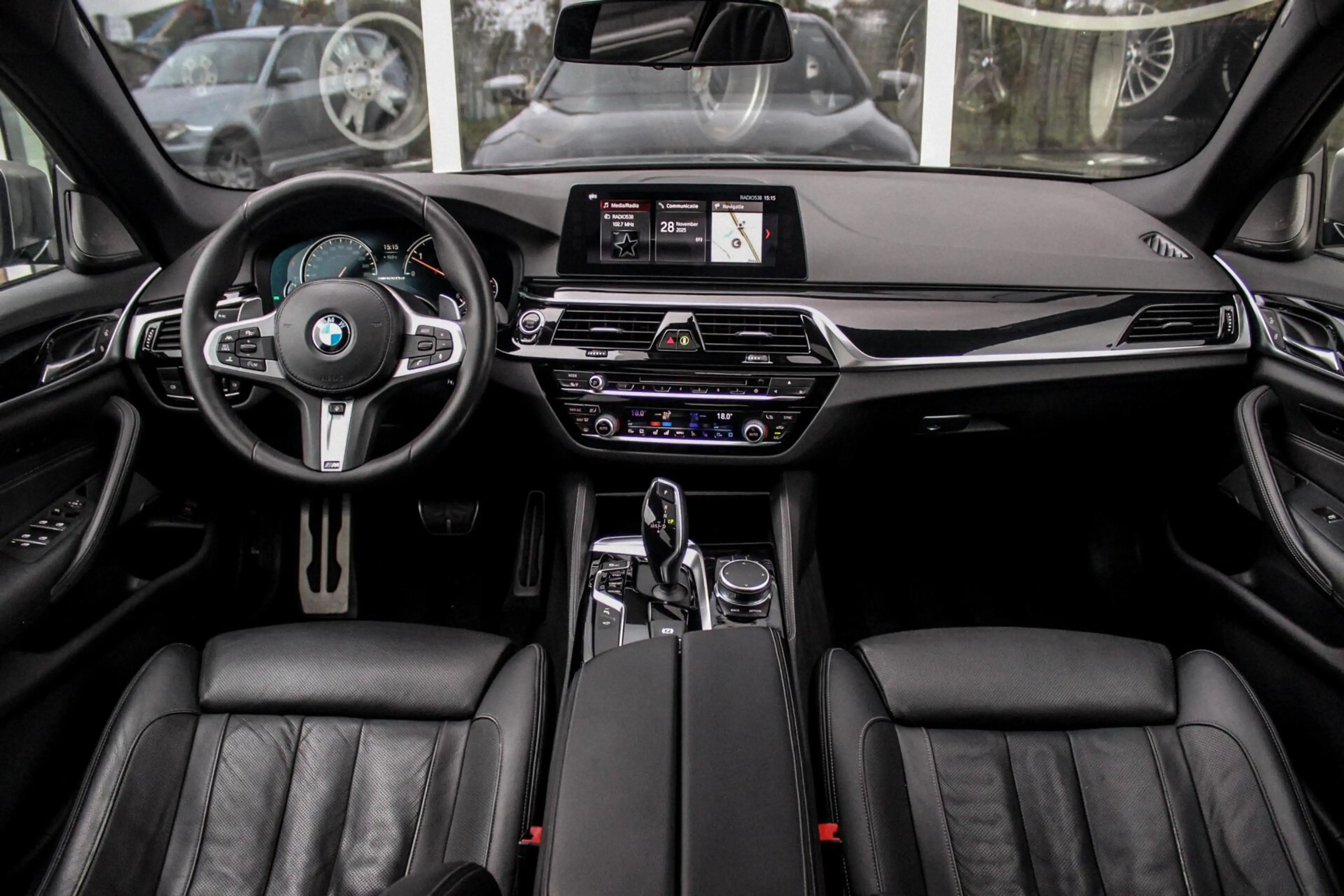 BMW M550 BMW 5-serie M550d xDrive High Executive | incl. BT — photo 3