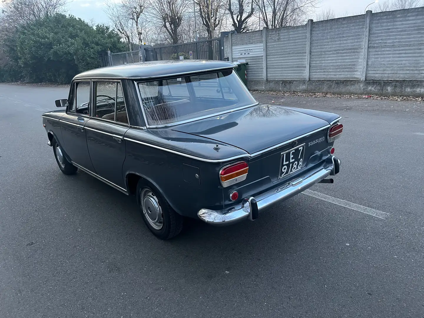 Fiat 124 Coupè 1500 C Gris - 2