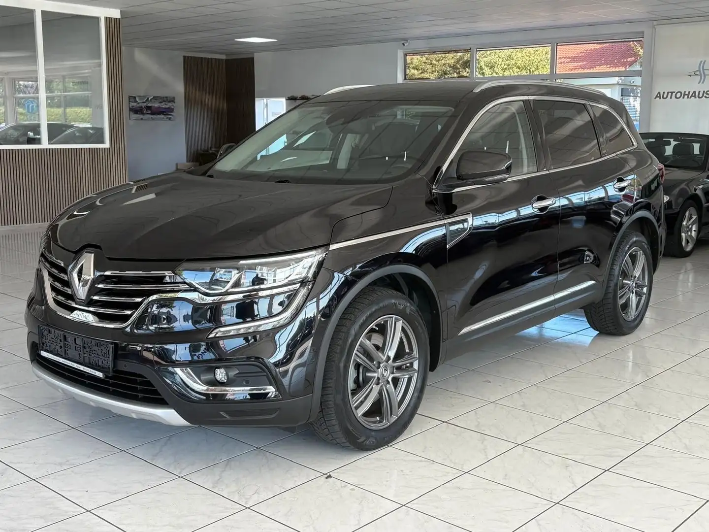 Renault Koleos INITIALE+4x4+BOSE+Aut+SHZ+Navi+Kamera+1HD Schwarz - 2