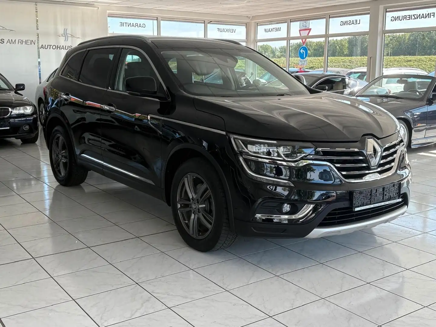 Renault Koleos INITIALE+4x4+BOSE+Aut+SHZ+Navi+Kamera+1HD Schwarz - 1