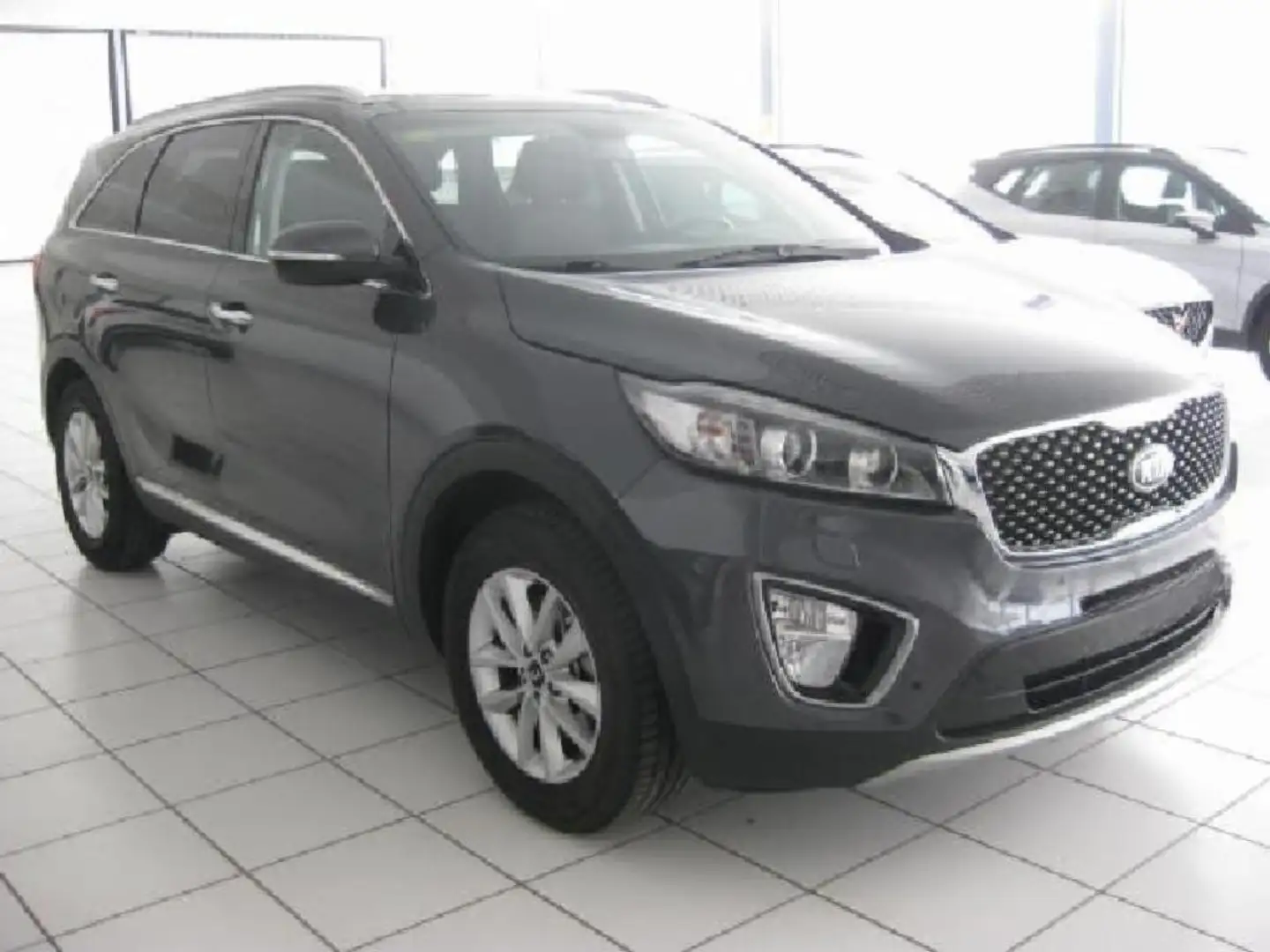Kia Sorento 2.2 CRDI DRIVE 5P 7 PLAZAS Grijs - 2