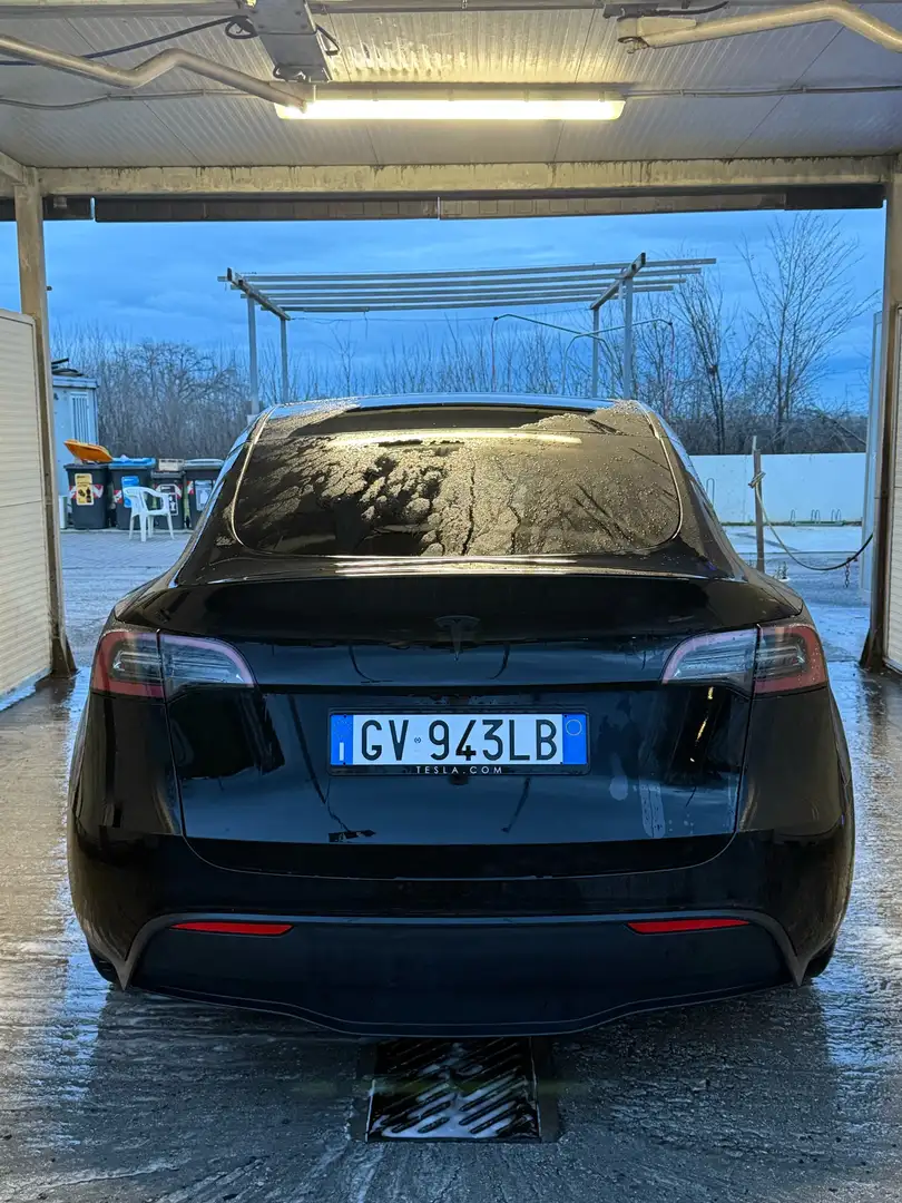 Tesla Model Y Single Motor rwd - 1