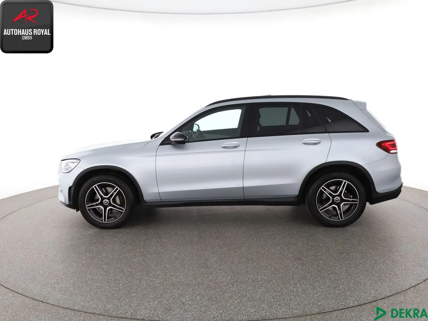 Mercedes-Benz GLC 200 GLC 200 4M 3x AMG NIGHT KAMERA,MBUX,PANO,1.HD,SH Ezüst - 2