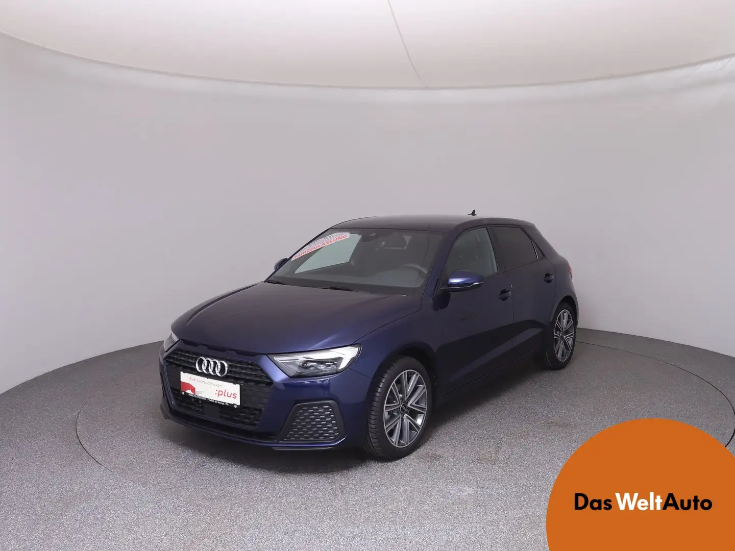 Audi A1 30 TFSI intense Blau - 1