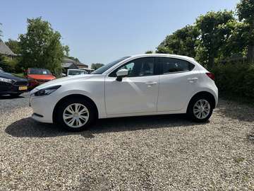 1.5 Skyactiv-G Base Carplay/Bluetooth