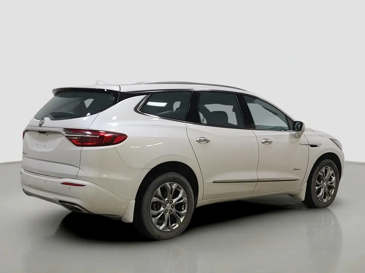 Buick Enclave снимка Buick Enclave