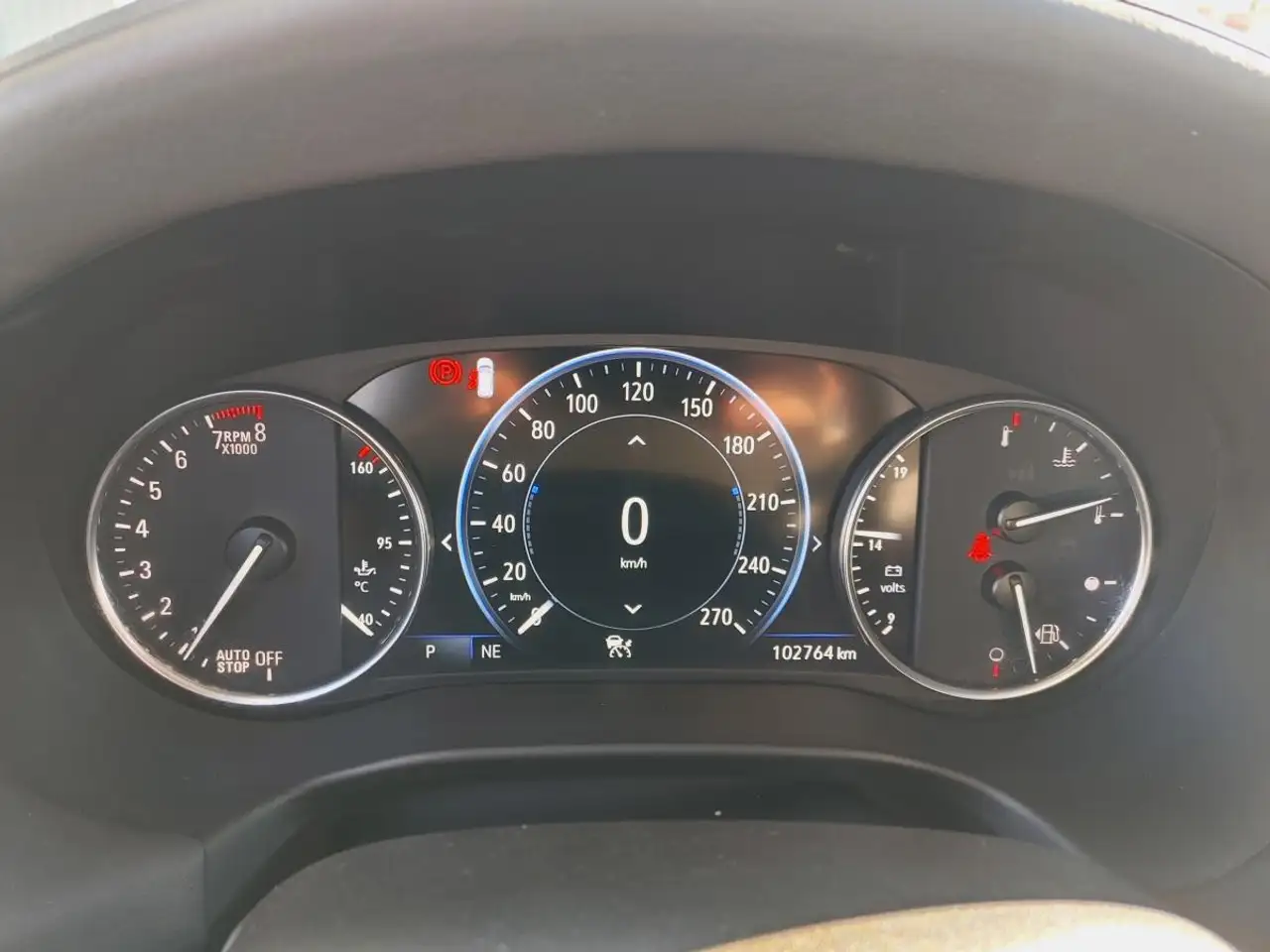 Buick Enclave снимка Buick Enclave