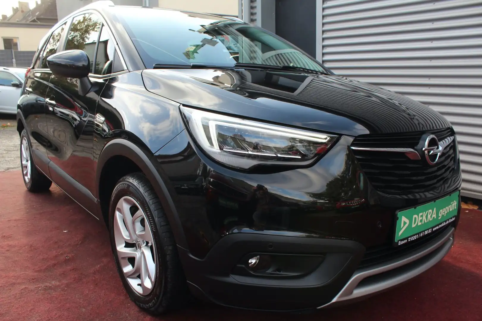 Opel Crossland X CROSSLAND (X) 1.5 D INNOVATION KLIMA PDC 1.Hd Schwarz - 2