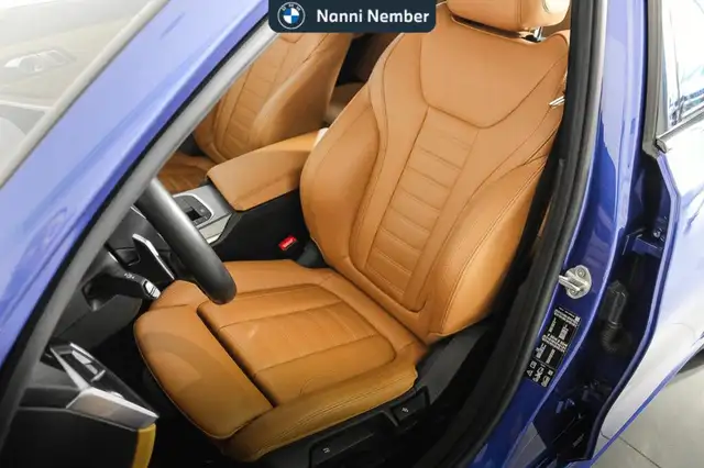 BMW 3 Series view 14