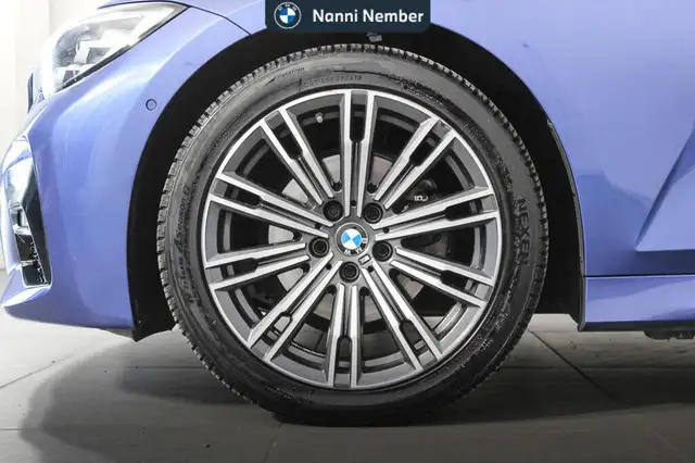 BMW 3 Series view 7