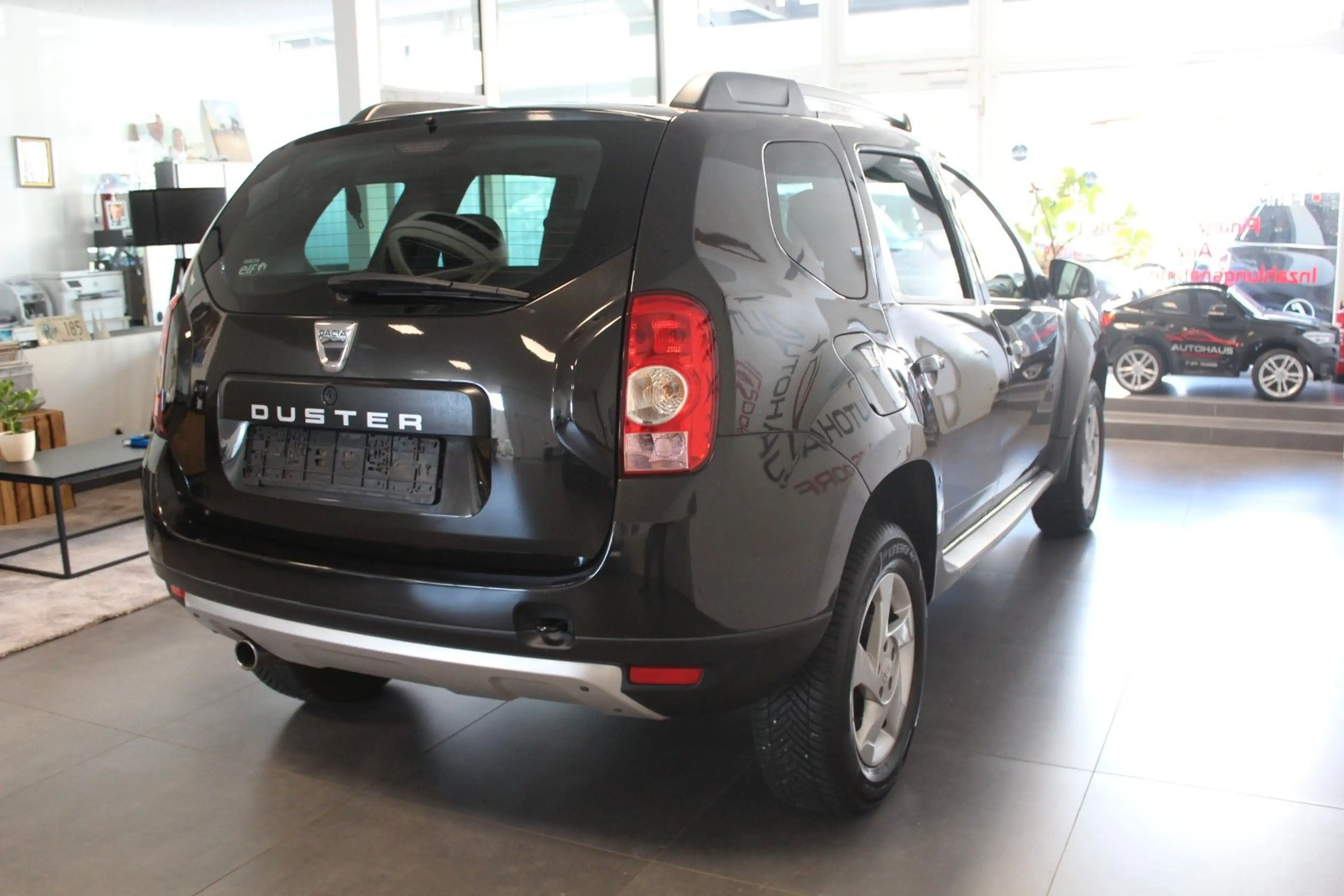Dacia Duster I Prestige 4x2 Gasanlage von Werk — photo 5