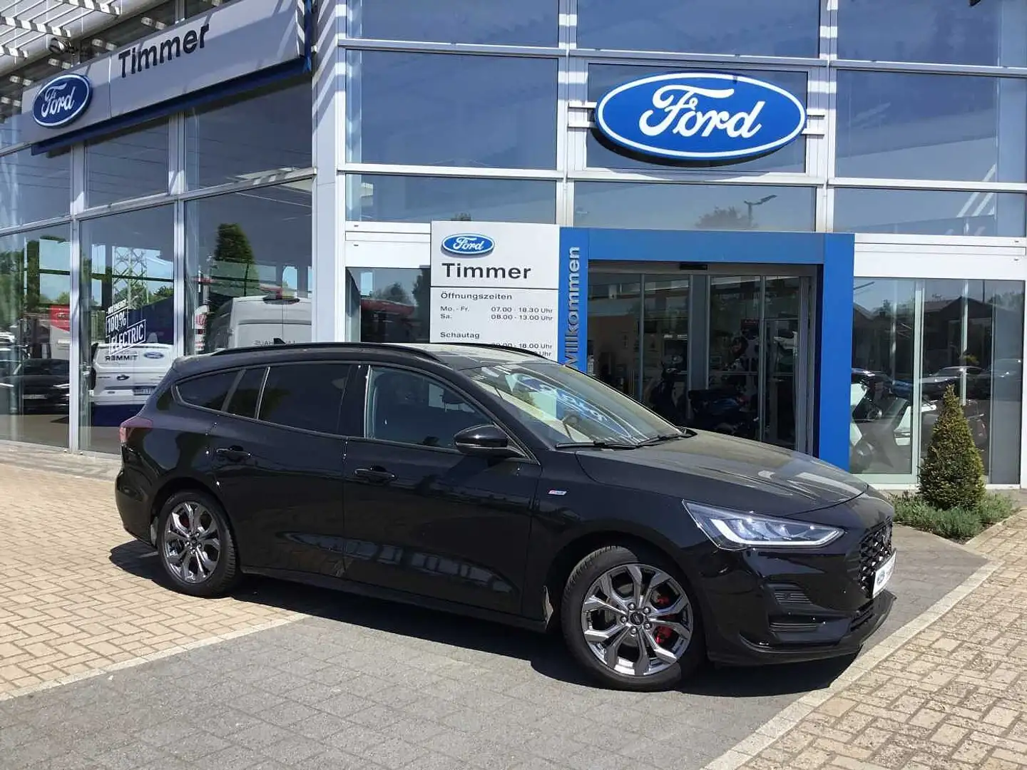 Ford Focus Turnier 1.0 EcoBoost Hybrid ST-LINE Schwarz - 1
