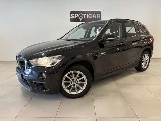 BMW iX1 sDrive16d-GPS-Hayon Robotisé-Capteurs