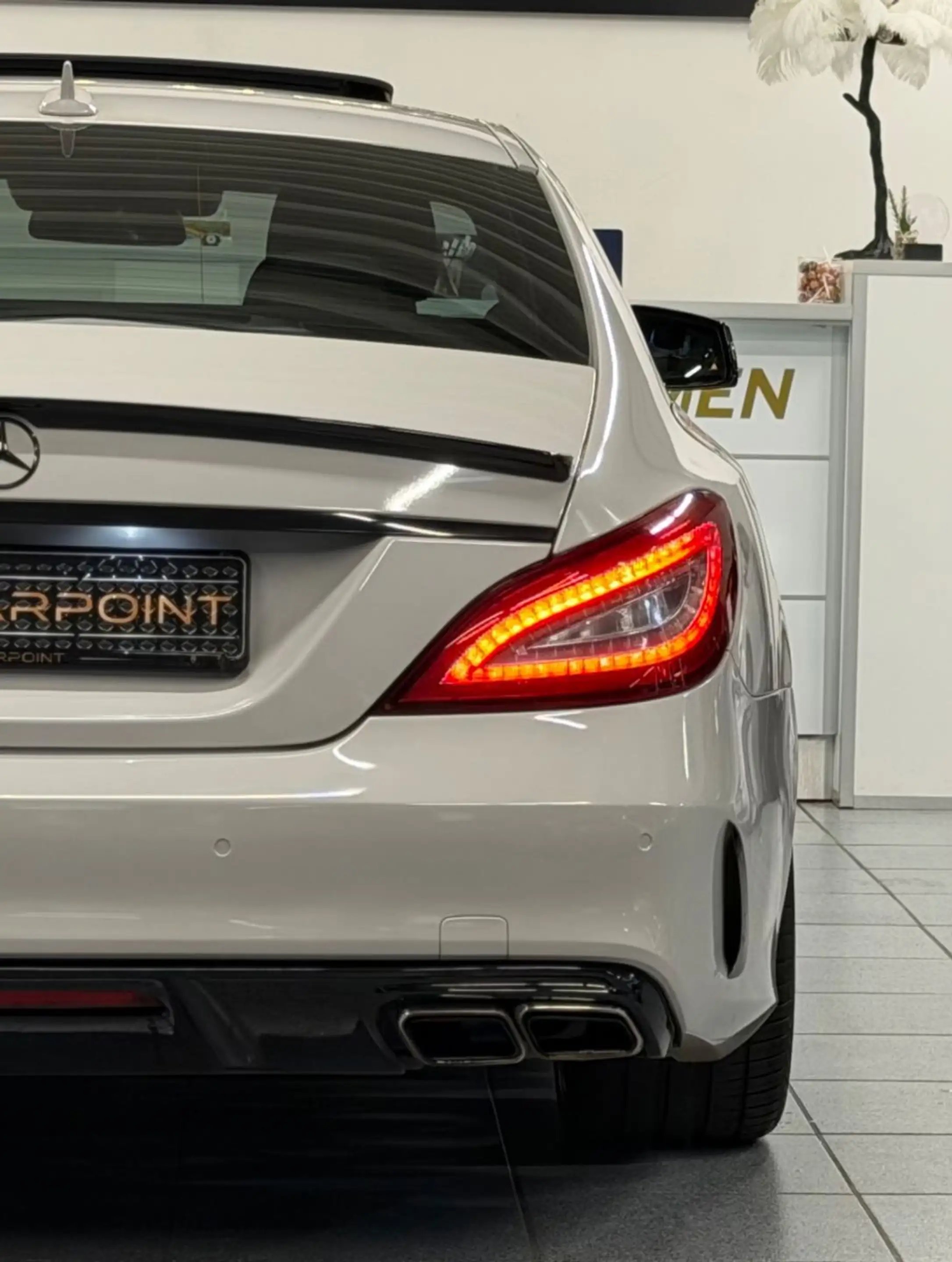 Mercedes-Benz CLS 500 BE 4Matic/LED/Massage/virt./Leder/360° — photo 14