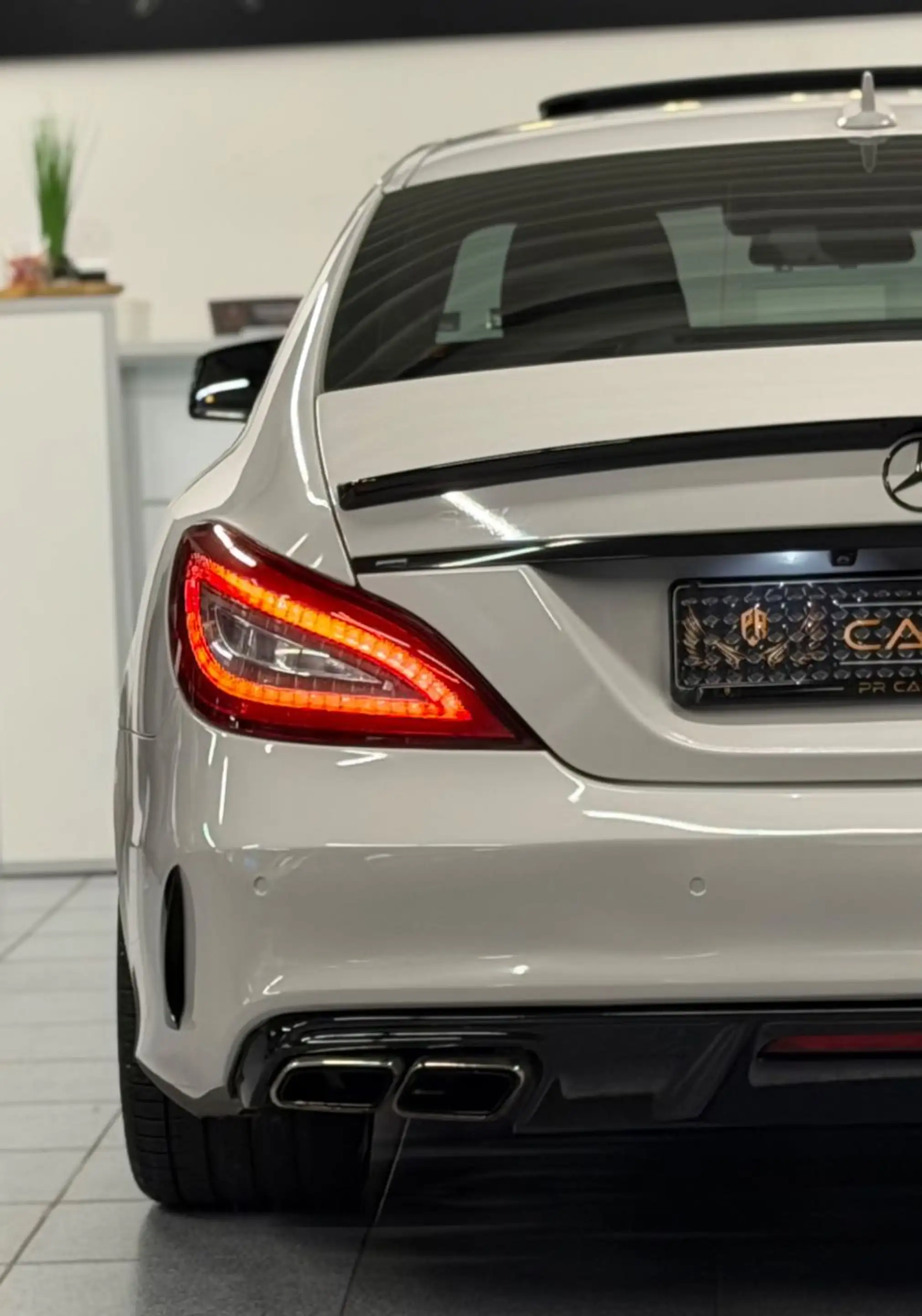 Mercedes-Benz CLS 500 BE 4Matic/LED/Massage/virt./Leder/360° — photo 13