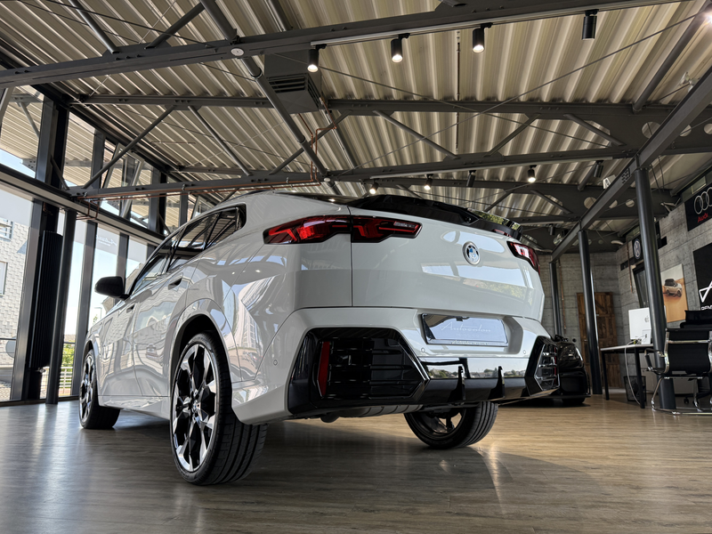 BMW X2 20 d xDrive M Sport*PANO*AHK*LED*360°KAM — photo 9