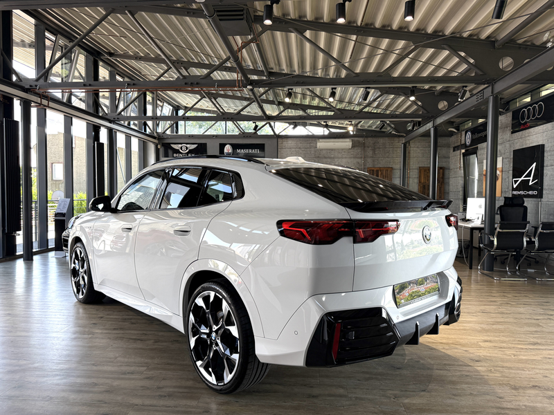 BMW X2 20 d xDrive M Sport*PANO*AHK*LED*360°KAM — photo 4