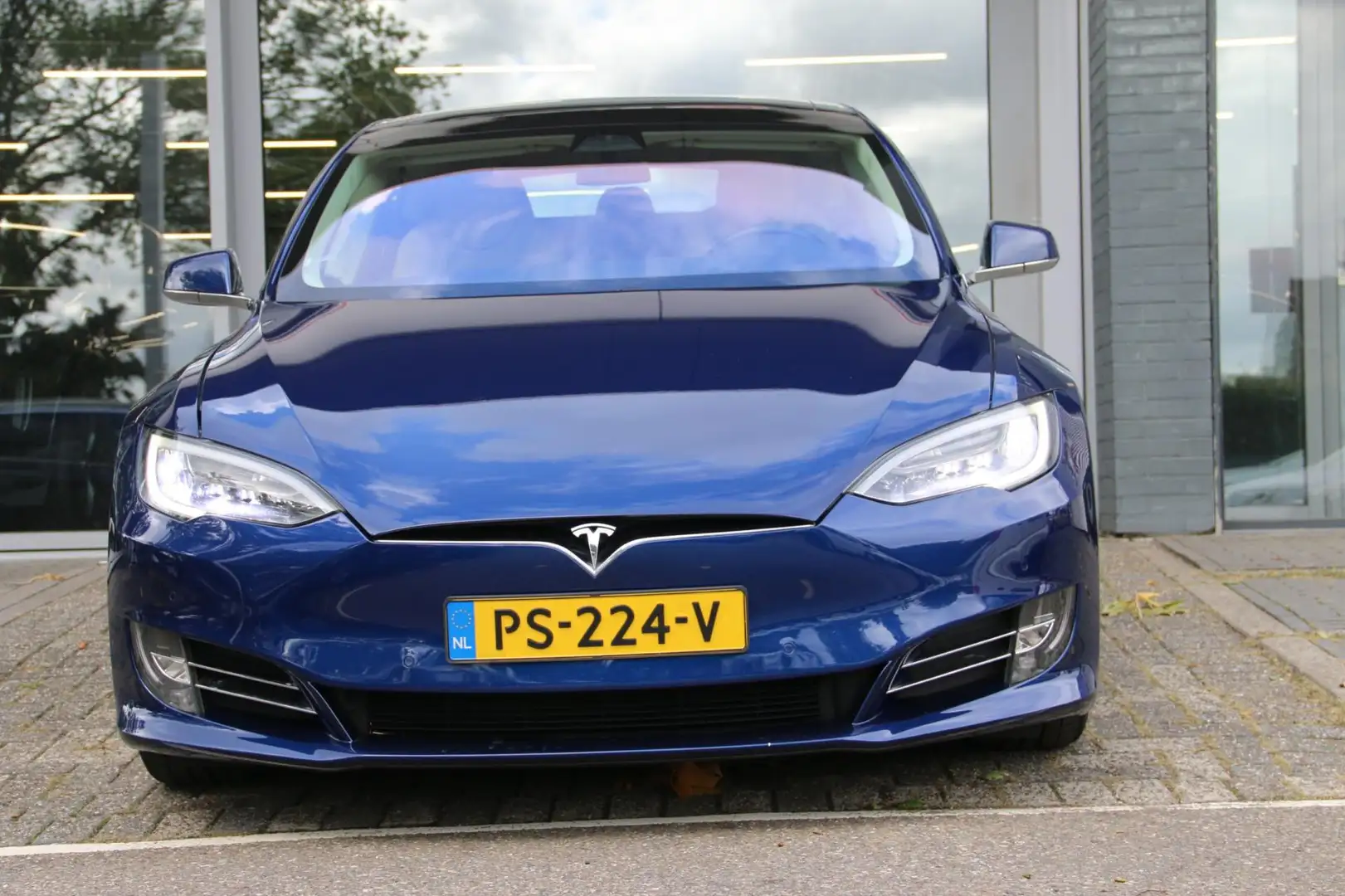 Tesla Model S 75D Base Blau - 2