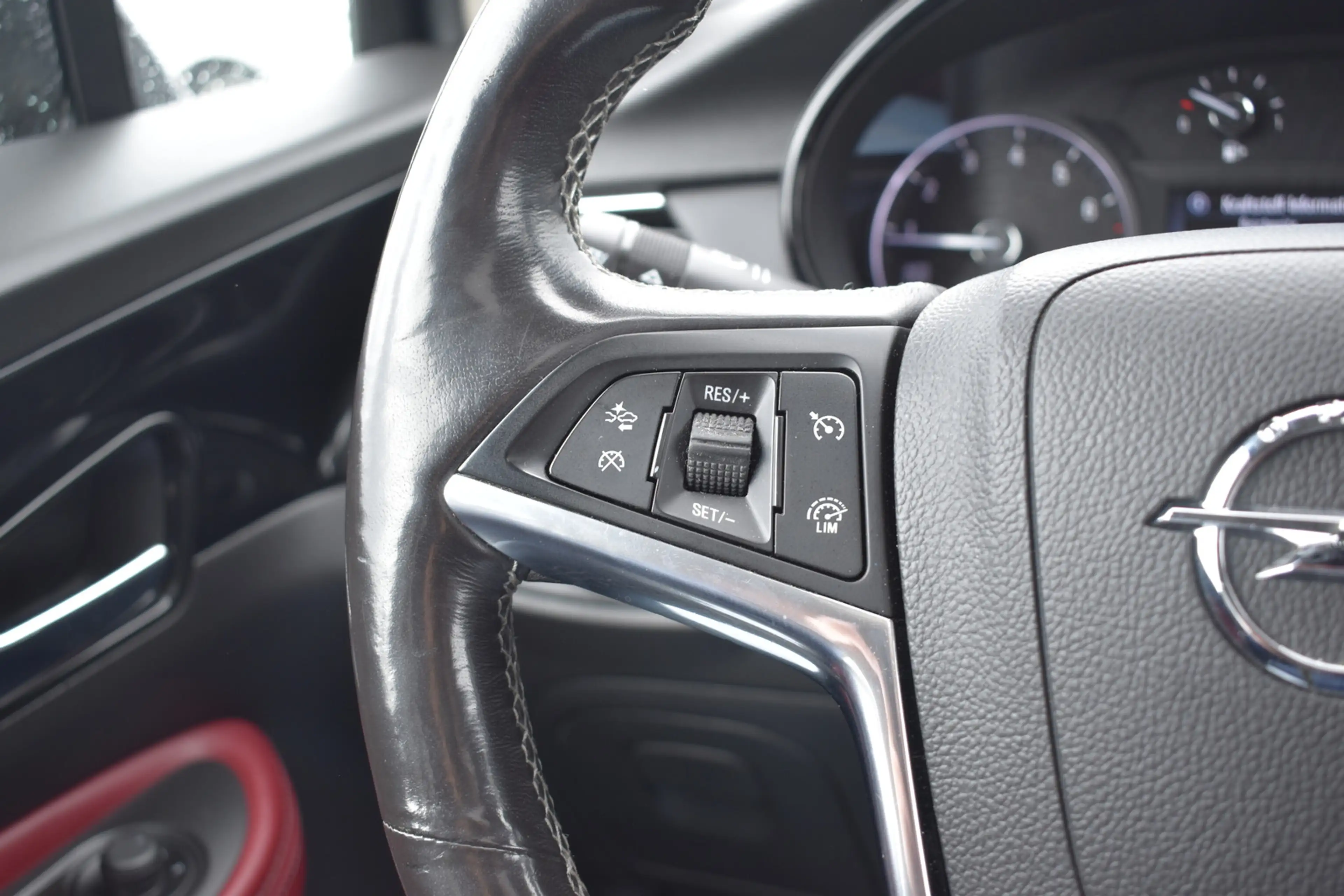 Opel Mokka X Ultimate Start/Stop AUTOMATIK|ALLRAD|BOSE-SOUNDSYS — photo 14