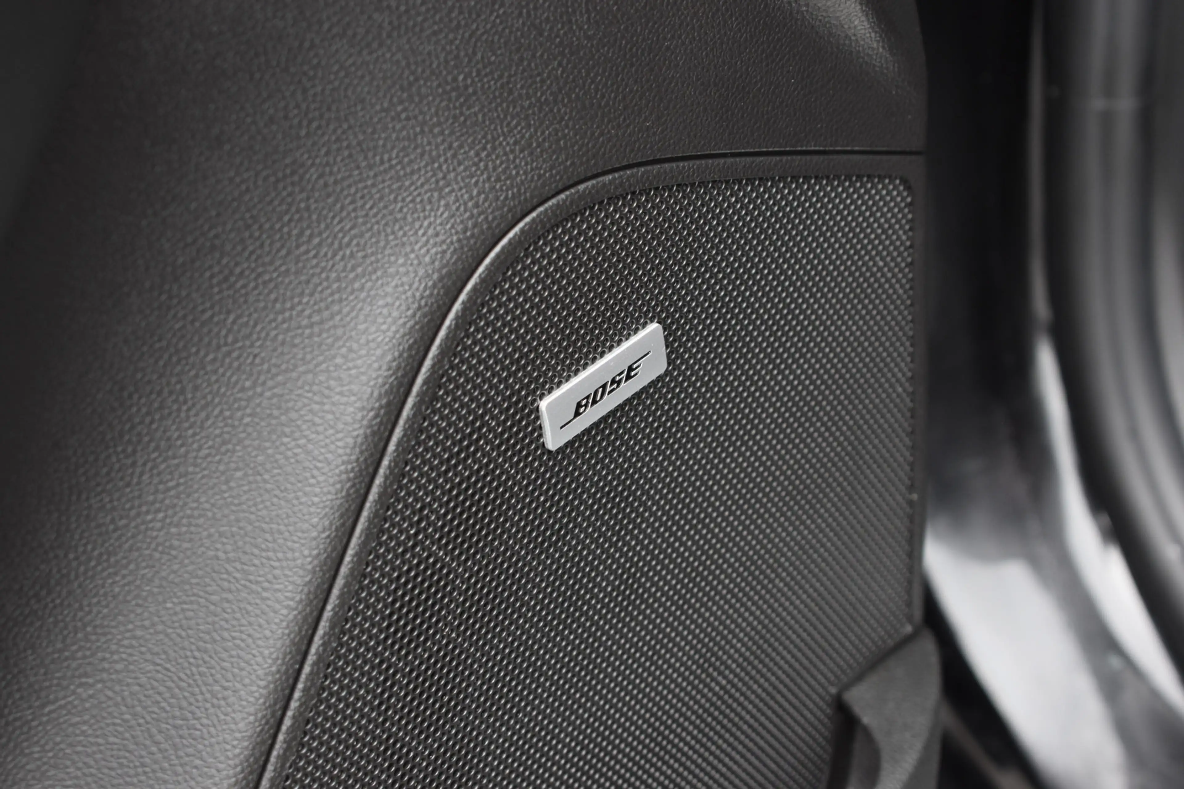 Opel Mokka X Ultimate Start/Stop AUTOMATIK|ALLRAD|BOSE-SOUNDSYS — photo 10