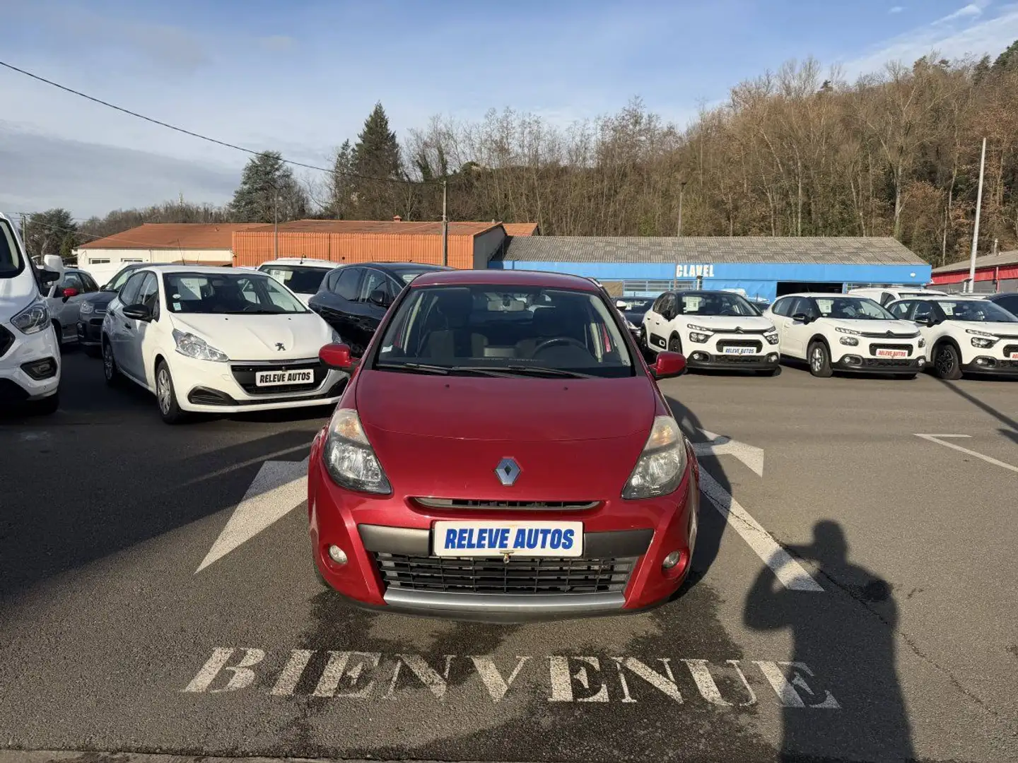 Renault Clio III (B/C85) 1.5 dCi 90ch Dynamique TomTom 5p Rouge - 1